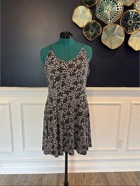 Acevog Black Dress with White Leaf Print Spaghetti Straps